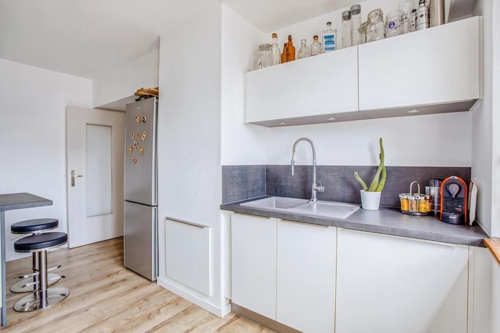 Panorama Cathedrale - Appt Lumineux Avec Parking Prive Apartment Strasbourg Exterior photo
